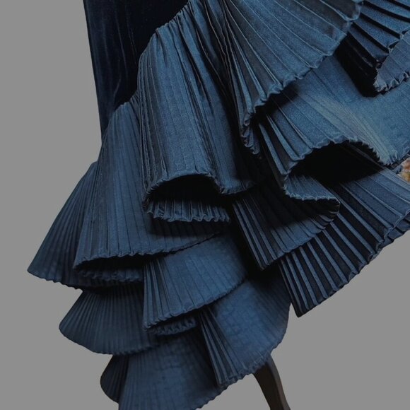 VTG Victor Costa Black Velvet Bustier Strapless 3 Pleated Ruffle Hem Gown Sz 6 - Picture 9 of 10